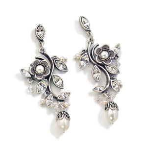 Silver Angel Display & 11 Earrings deal108 - Sweet Romance Wholesale
