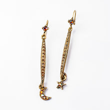 Load image into Gallery viewer, Longated Star &amp; Moon Earring E1499 - Sweet Romance Wholesale