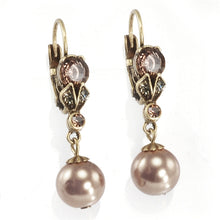 Load image into Gallery viewer, Classic Vintage Pearl Earrings E1007 - Sweet Romance Wholesale