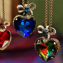 Load image into Gallery viewer, Hollywood Crystal Heart Pendant Necklace - Sweet Romance Wholesale