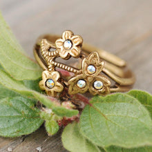 Load image into Gallery viewer, Victorian Flower Toe Ring - Sweet Romance Wholesale