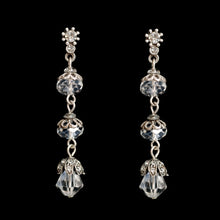 Load image into Gallery viewer, Silver Angel Display &amp; 11 Earrings deal108 - Sweet Romance Wholesale