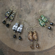 Load image into Gallery viewer, Glass Cat Vintage Earrings by Sweet Romance E654 - Sweet Romance Wholesale