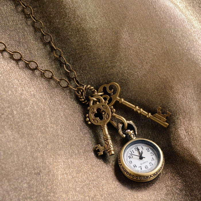steampunk key jewelry