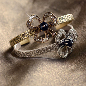 Victorian Trefoil Lucky Bracelet BR488 - Sweet Romance Wholesale