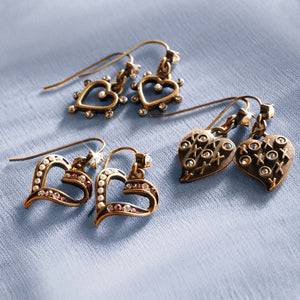 I Give You My Heart Earrings E1214 - Sweet Romance Wholesale