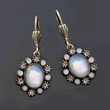 Load image into Gallery viewer, Oval Crystal Classic Earrings E1444 - Sweet Romance Wholesale