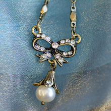 Load image into Gallery viewer, Bow Pearl Wedding Necklace N1070 - Sweet Romance Wholesale