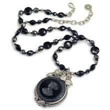 Load image into Gallery viewer, Delphine Intaglio Necklace N1281 - Sweet Romance Wholesale