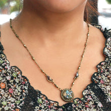 Load image into Gallery viewer, Rosarita Ocean Flower Crystal Pendant Necklace N1301-SIL - Sweet Romance Wholesale