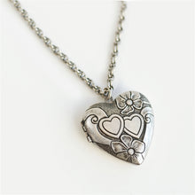 Load image into Gallery viewer, Sweet Heart Silver Locket N1577 - Sweet Romance Wholesale