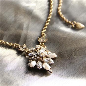 Vintage Crystal Necklace - Sweet Romance Wholesale