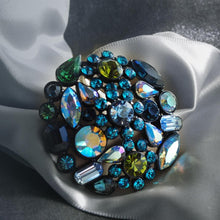 Load image into Gallery viewer, Crystal Modernist Statement Pin P114 - Sweet Romance Wholesale