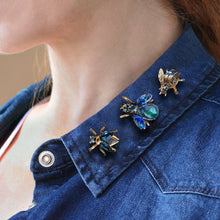 Load image into Gallery viewer, Set of 3 Vintage Bee Pins Exotic Blues P5280-BL - Sweet Romance Wholesale