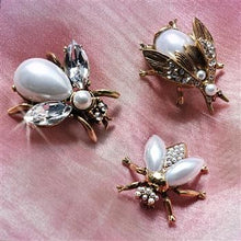 Load image into Gallery viewer, Set of 3 Pearly Girl Bee Pins Silver and Gold P5280 - Sweet Romance Wholesale