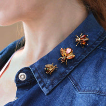 Load image into Gallery viewer, Set of 3 Vintage Exotic Bee Pins Topaz P5280 - Sweet Romance Wholesale